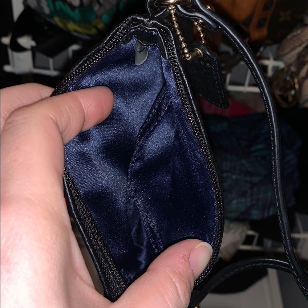 Coach wristlet - Picture 3 of 3